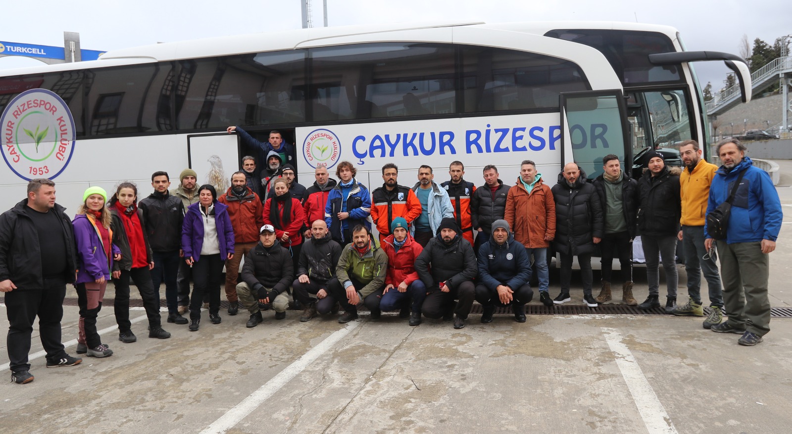 Rize Arama Kurtarma Ekibi (RİKE) Gaziantep’e yardım eli uzatmak için yola çıktı.