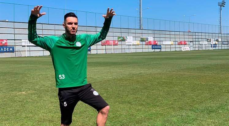 22 yaşındaki oyuncunun Rizespor ile 30 Haziran 2024 yılına kadar sözleşmesi bulunuyor.