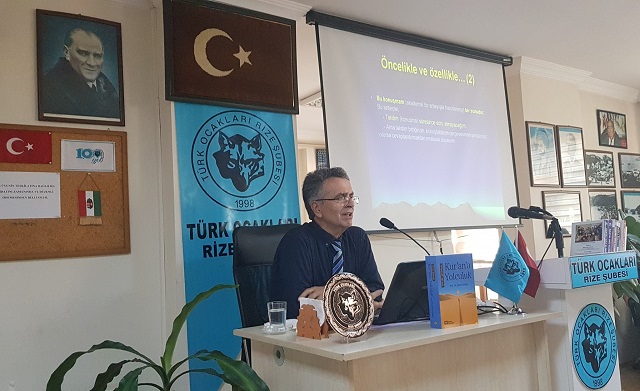 Prof.Dr. Şaban Şimşek son yazdığı kitabı’ ’Kur’an’a Yolculuk’’ için Rize Türk Ocakları Şubesinde düzenlenen imza ve tanıtım programına katıldı.