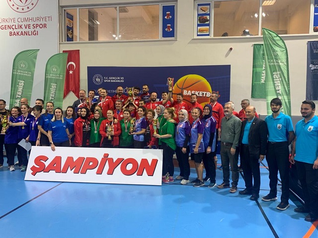 Kadın Masa Tenisi takımımız 100. Yıl Kamu Spor Oyunlarında Türkiye 2. si oldu!